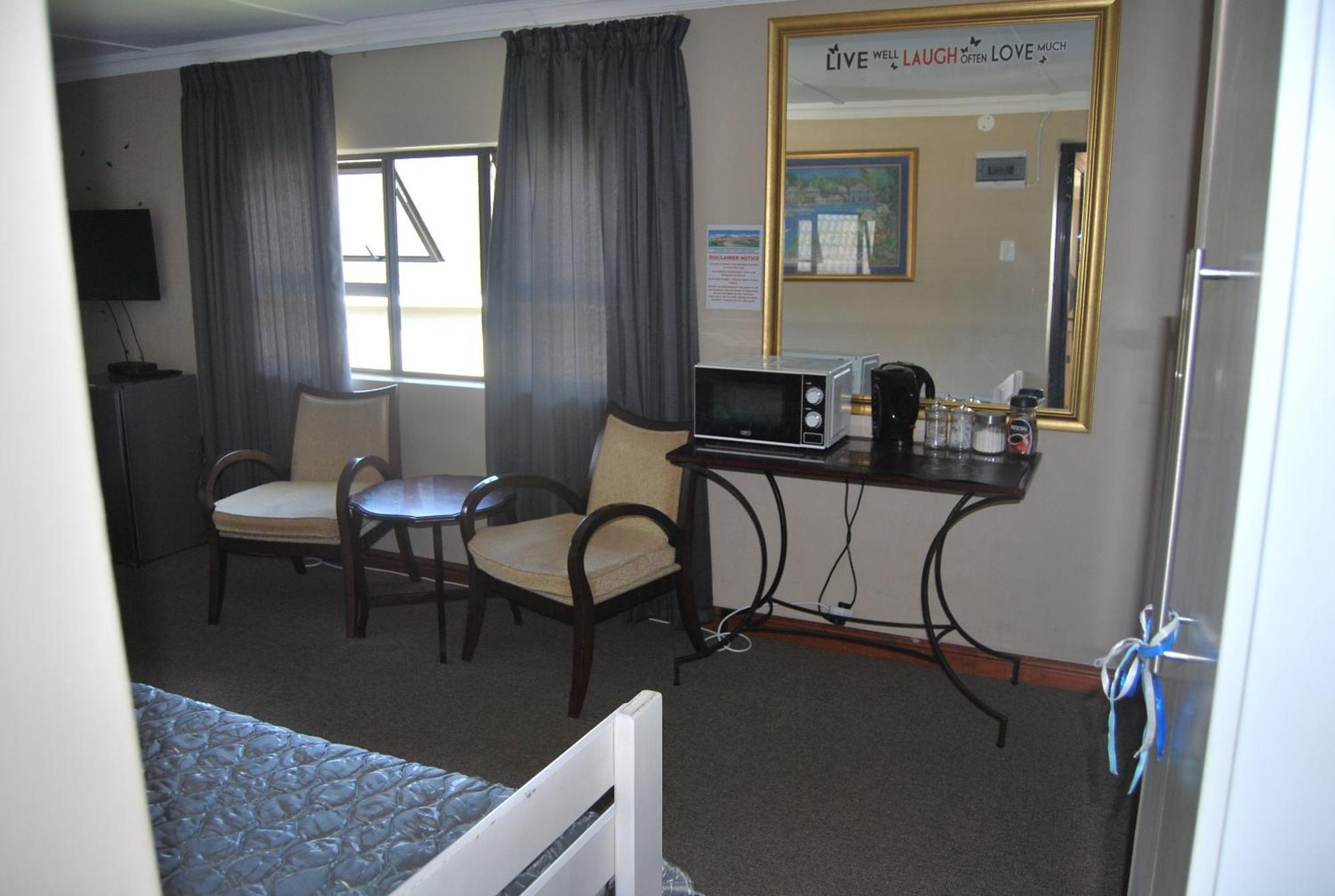 15 Witpeer Street Guesthouse George Bilik gambar