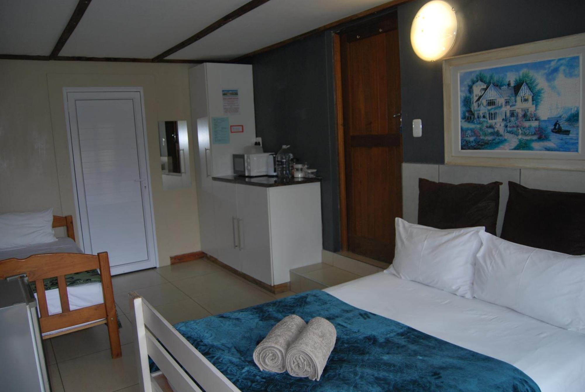 15 Witpeer Street Guesthouse George Luaran gambar